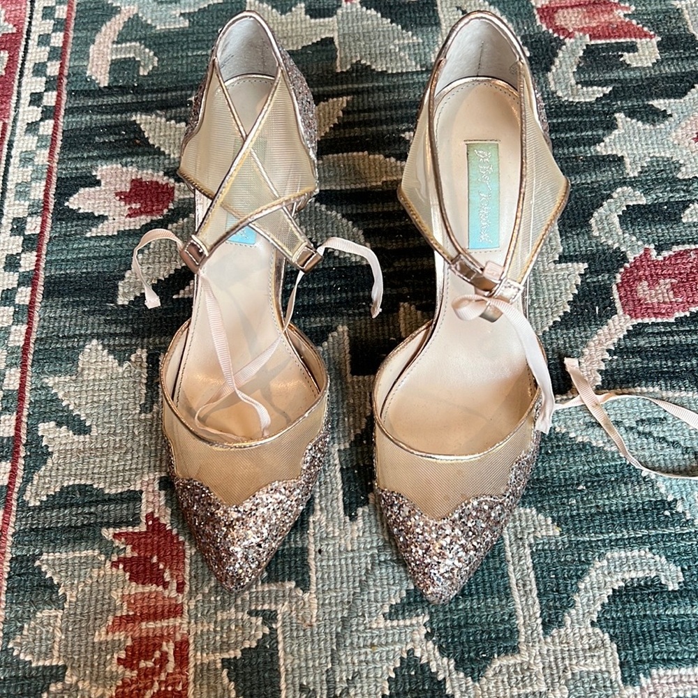 betsy Johnson heels